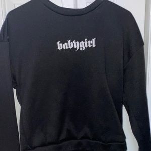 Shein long sleeve sweat shirt, comfy and cute